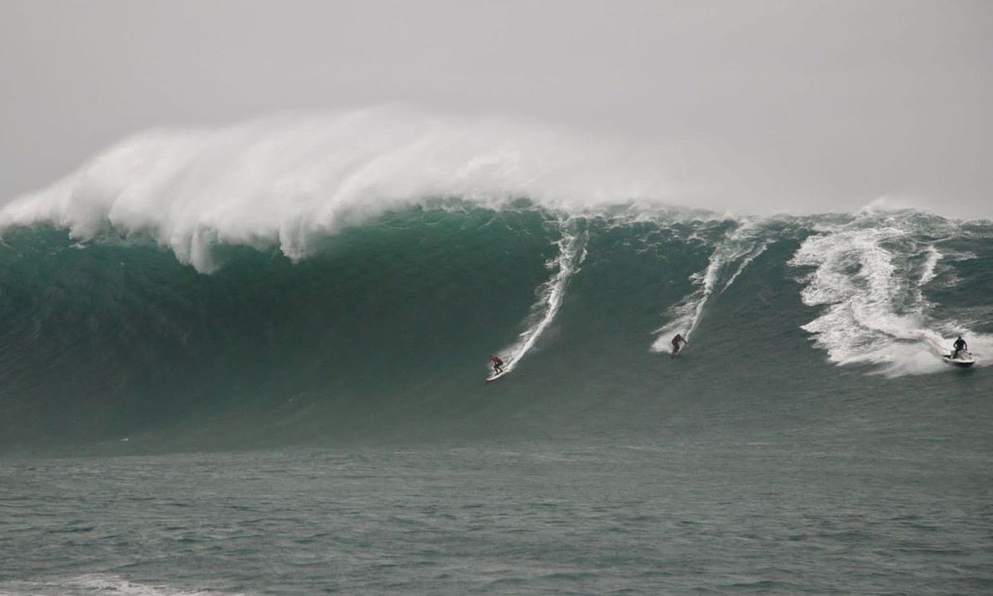 Matt Etxebarne surflaria (gorriz), Belharra igan eta gero. FRANCK LAPUYADE.