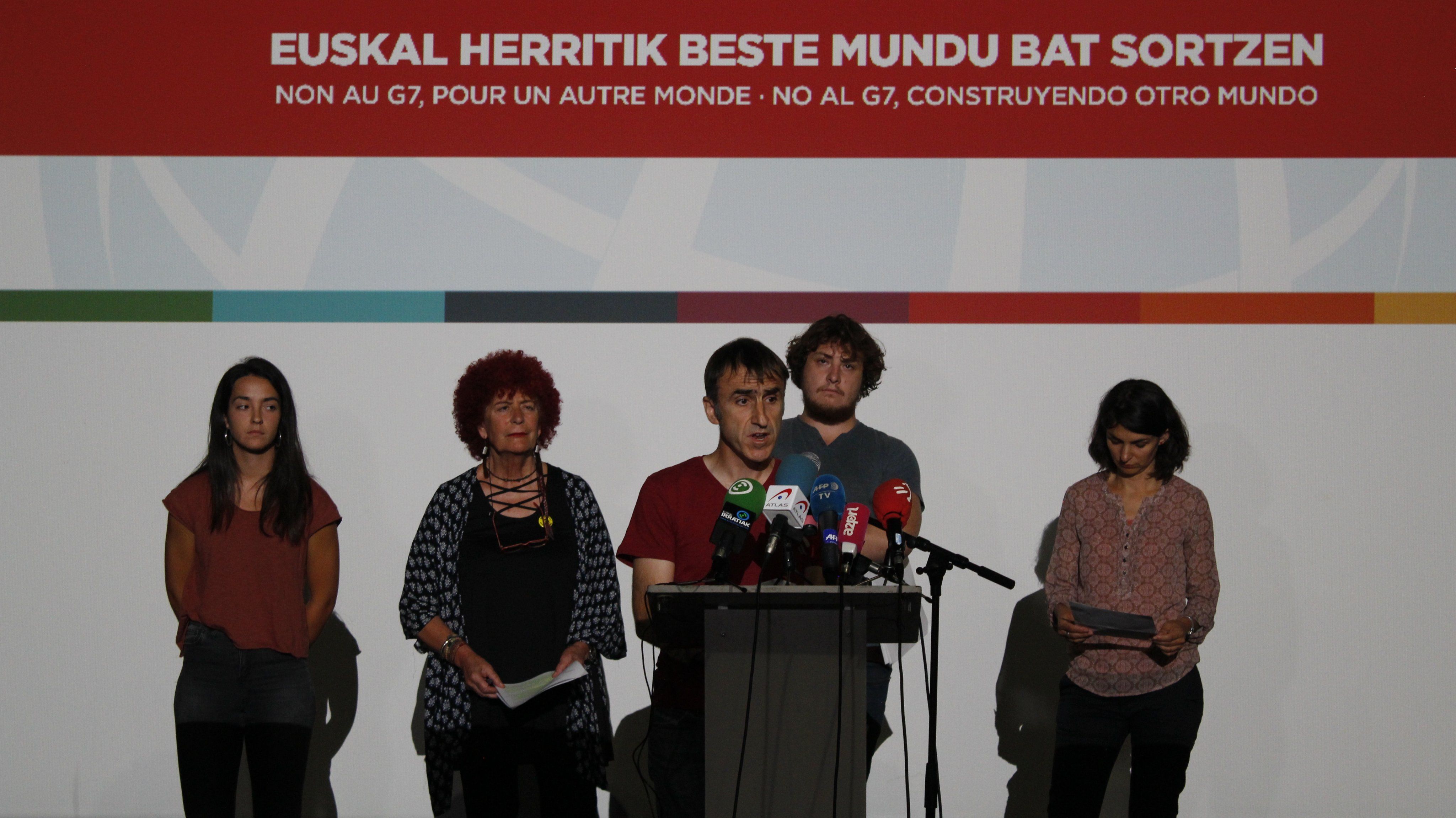 Kontragailurraren aurkezpena, gaur, Hendaian. @G7EZPLATAFORMA