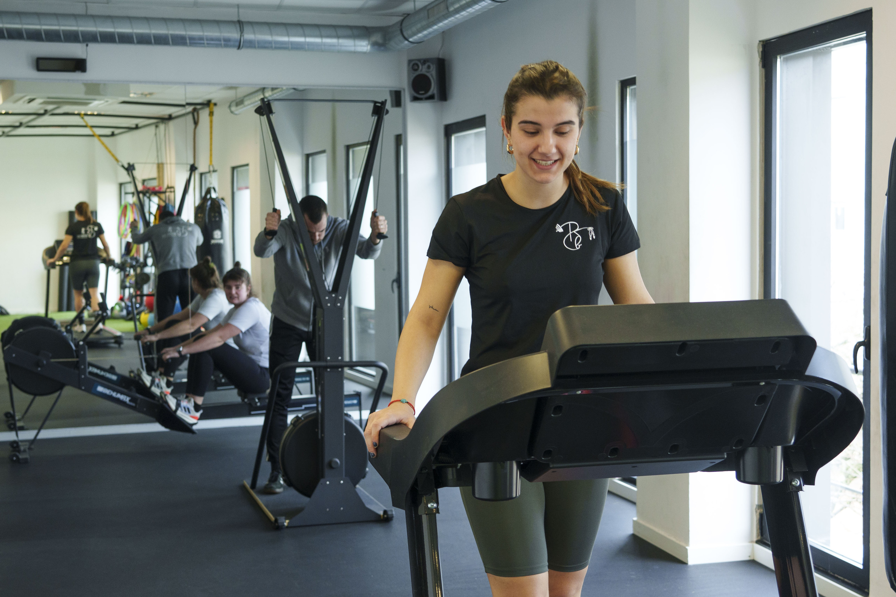 Maria Isasa, ariketa fisikoa egiten, Bitan Bat gimnasioan. JON URBE / FOKU