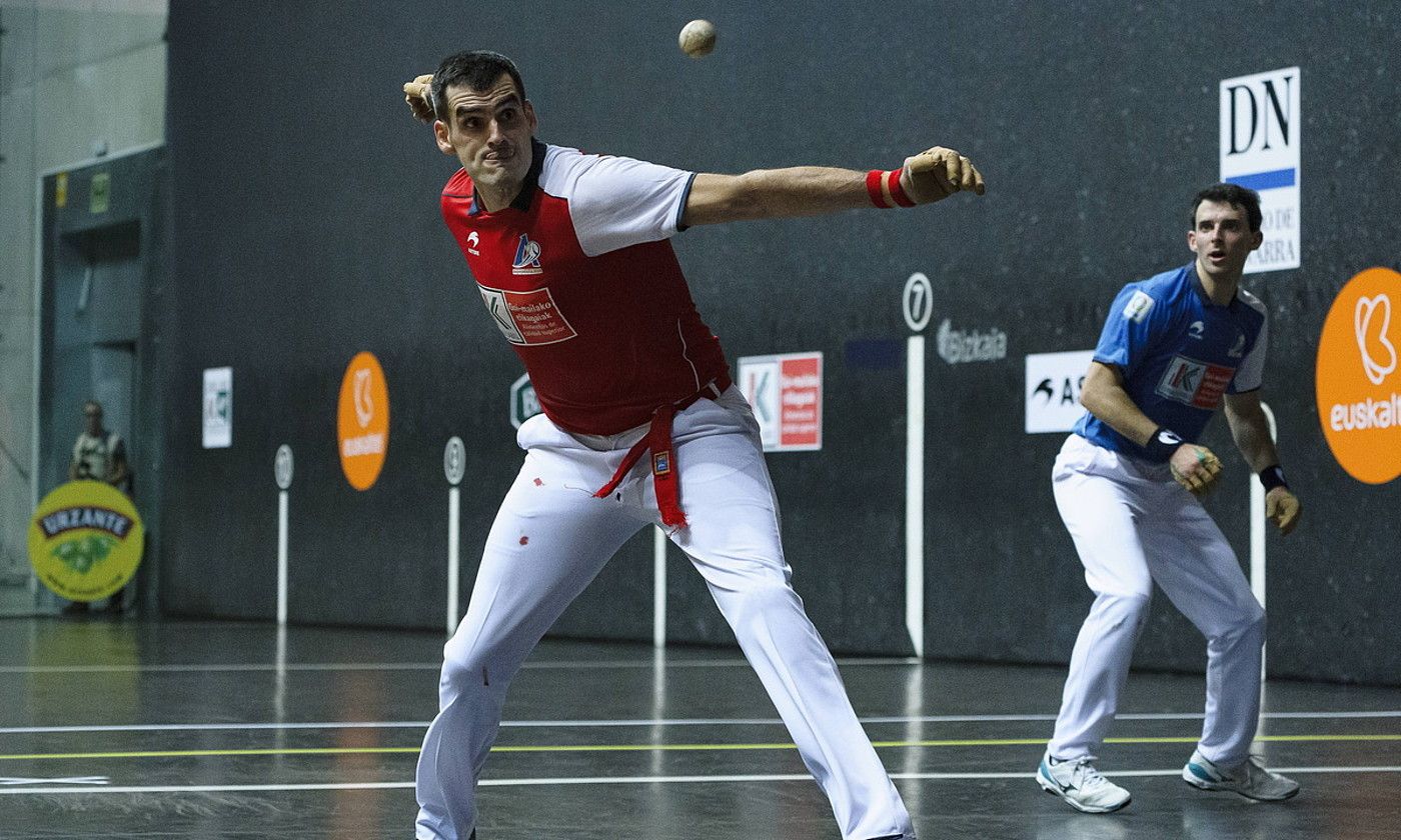 Joseba Ezkurdia eta Jokin Altuna, Lau eta Erdiko Txapelketako finalean, azaroaren 20an. ARITZ LOIOLA / FOKU. Joseba Ezkurdia eta Jokin Altuna, Lau eta Erdiko Txapelketako finalean, azaroaren 20an. ARITZ LOIOLA / FOKU.