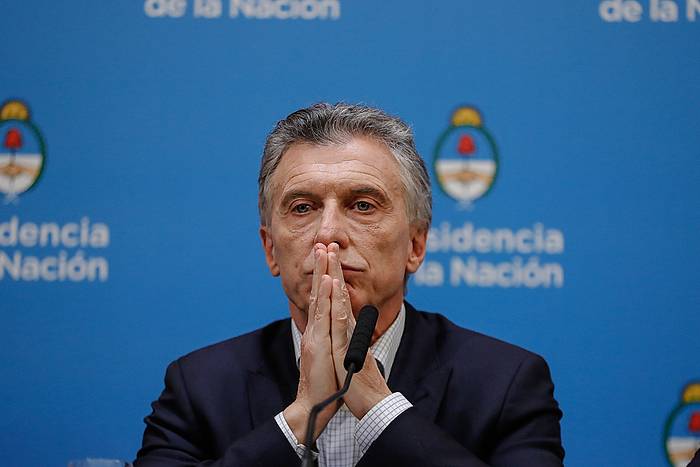Mauricio Macri Argentinako presidentea, primarioen emaitzak jakin eta gero emandako prentsaurrekoan, astelehenean. JUAN IGNACIO RONCORONI / EFE