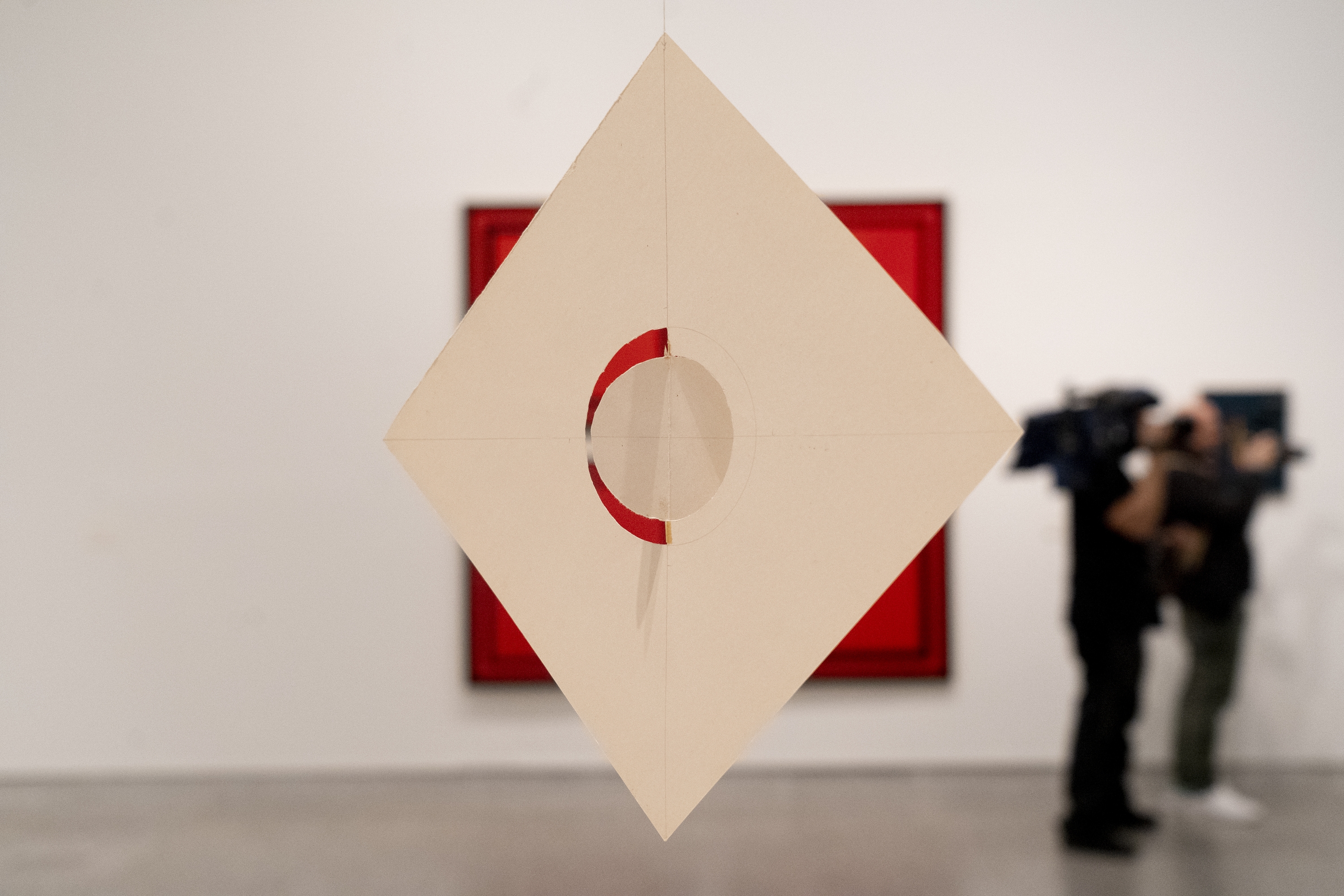 Ines Medinaren erakusketako obra bat, Artiumen. RAUL BOGAJO / FOKU