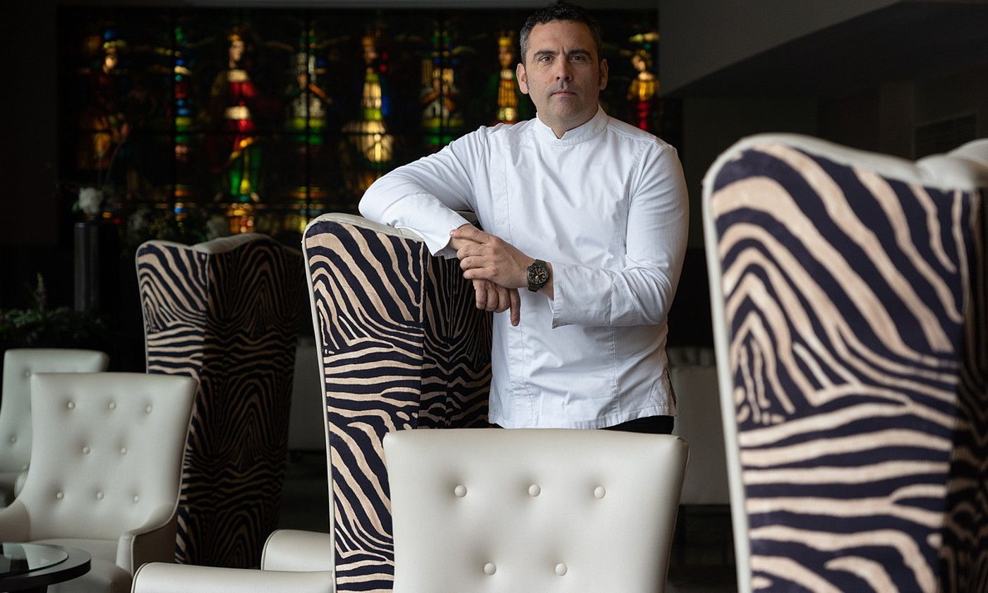 JAGOBA MANTEROLA / FOKU.