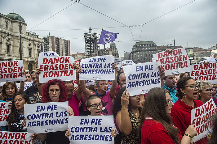 Sexu erasoen aurkako protesta bat, larunbatean, Bilbon. MARISOL RAMIREZ, FOKU