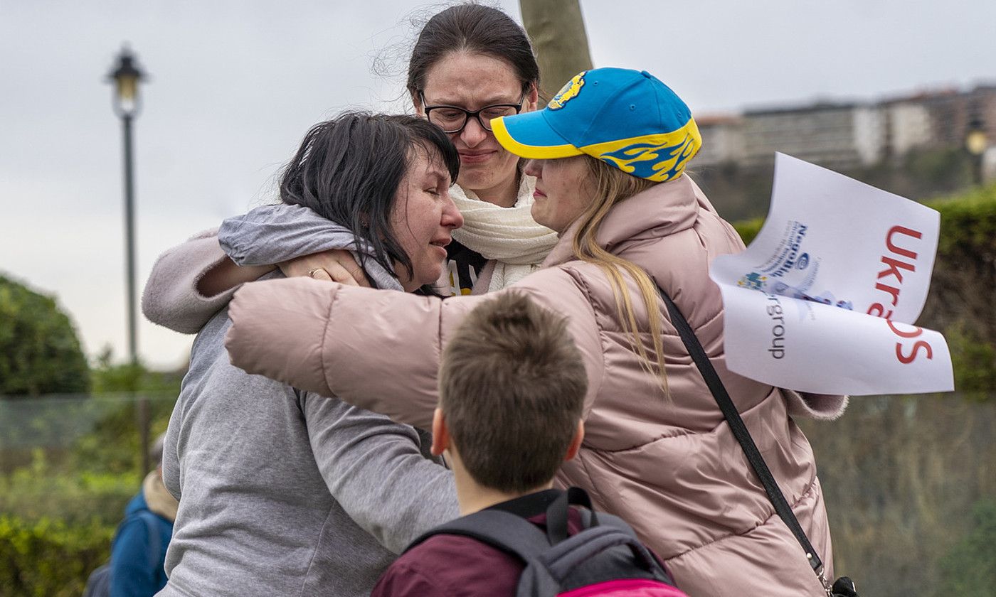 Ukrainako lehen errefuxiatuak Algortara iritsi ziren, duela urtebete. MARISOL RAMIREZ / FOKU.