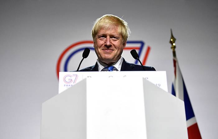 Johnson, G7koen Miarritzeko goi bileran. NEIL HALL/EFE