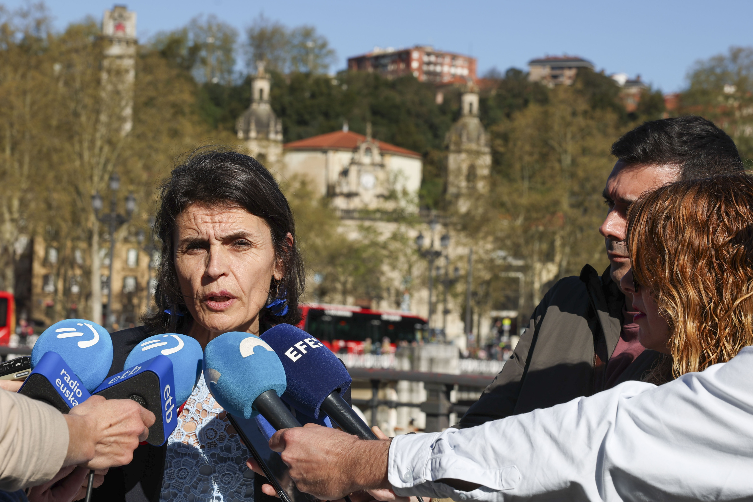 Nerea Melgosa, Bilbon, datuaren berri eman duenean. LUIS TEJIDO / EFE