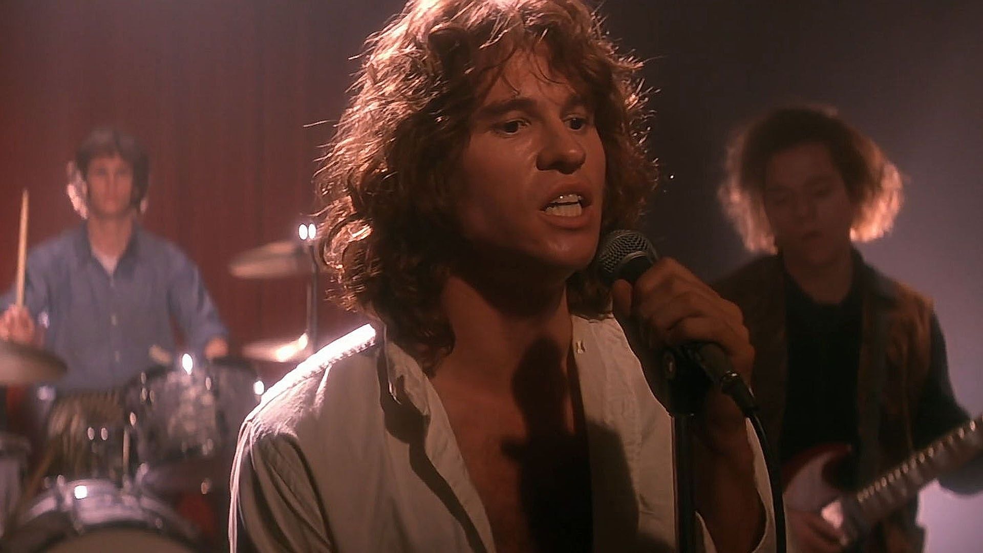 Val Kilmer 'The Doors' filmean, Jim Morrisonen rolean.