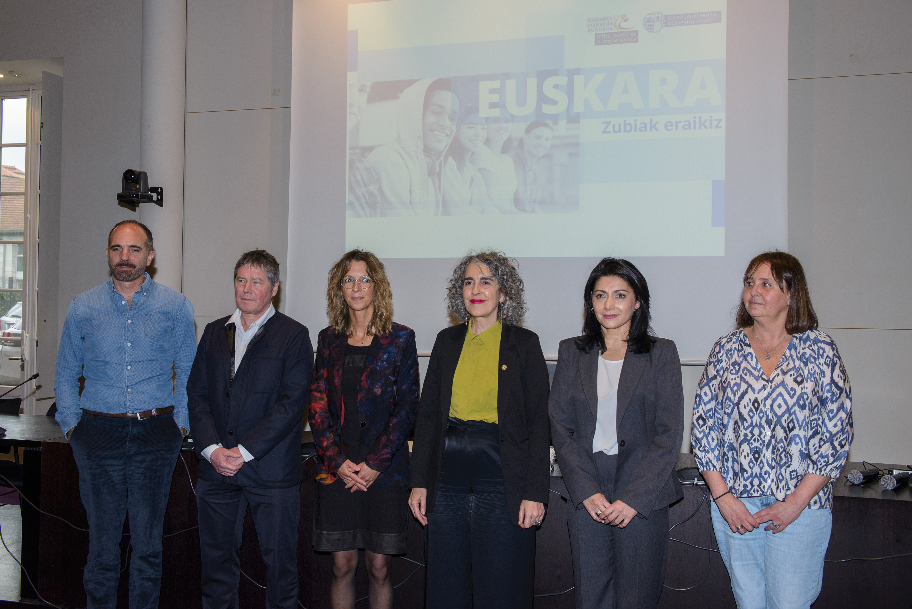 EEPren eta Eusko Jaurlaritzaren arteko hitzarmena izenpetu dute goizean, Baionan. GUILLAUME FAUVEAU