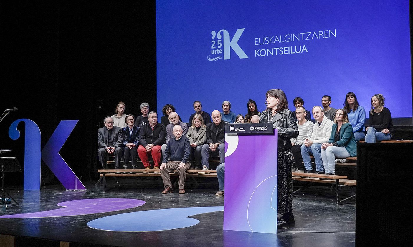 Euskalgintzaren Kontseiluaren 25. urteurrenaren ekitaldiaren artxiboko irudi bat. MARISOL RAMIREZ / FOKU. Euskalgintzaren Kontseiluaren 25. urteurrenaren ekitaldiaren artxiboko irudi bat. MARISOL RAMIREZ / FOKU.