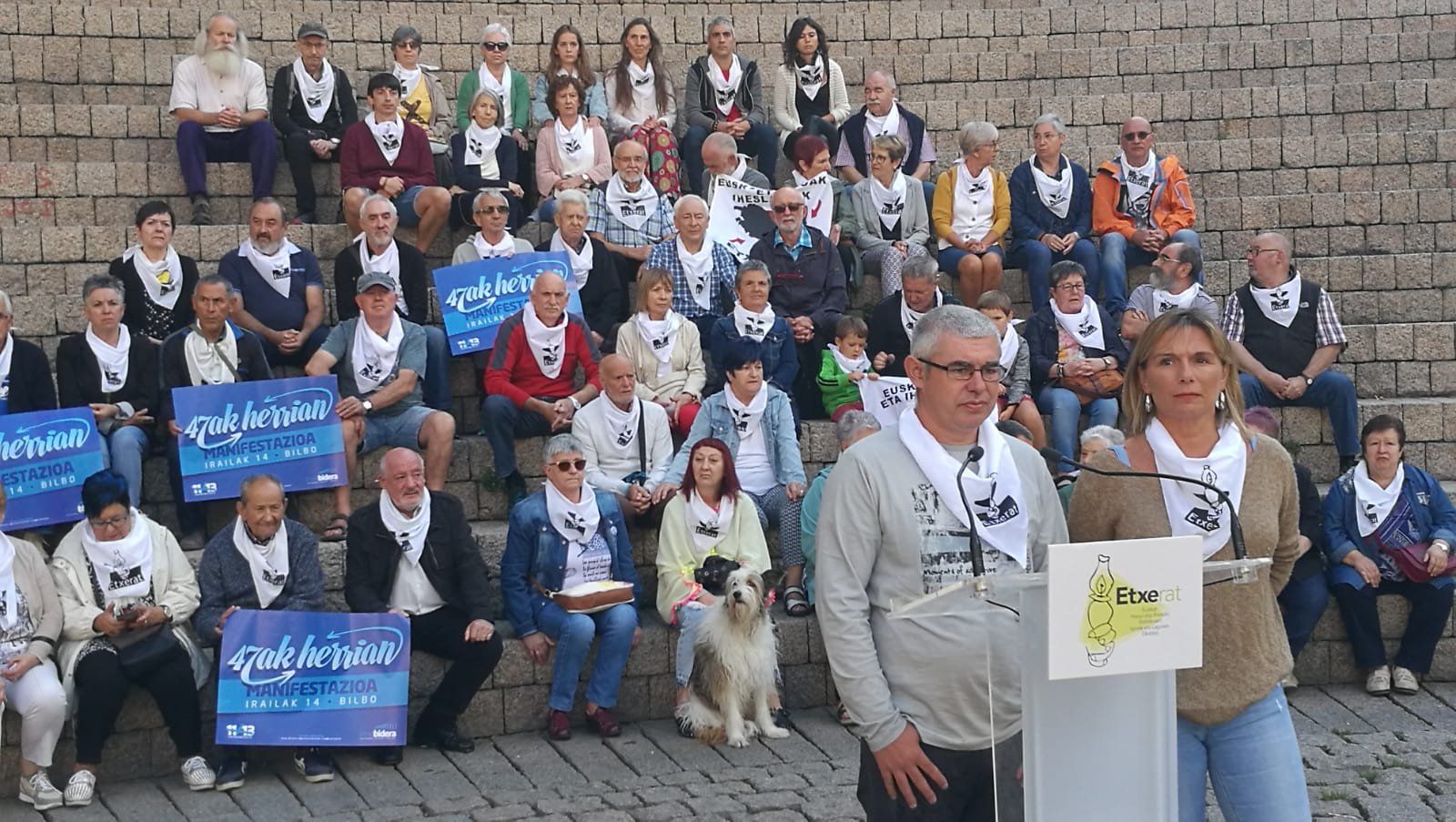 Urtzi Errazkin eta Patricia Velez, gaurko agerraldian. ETXERAT