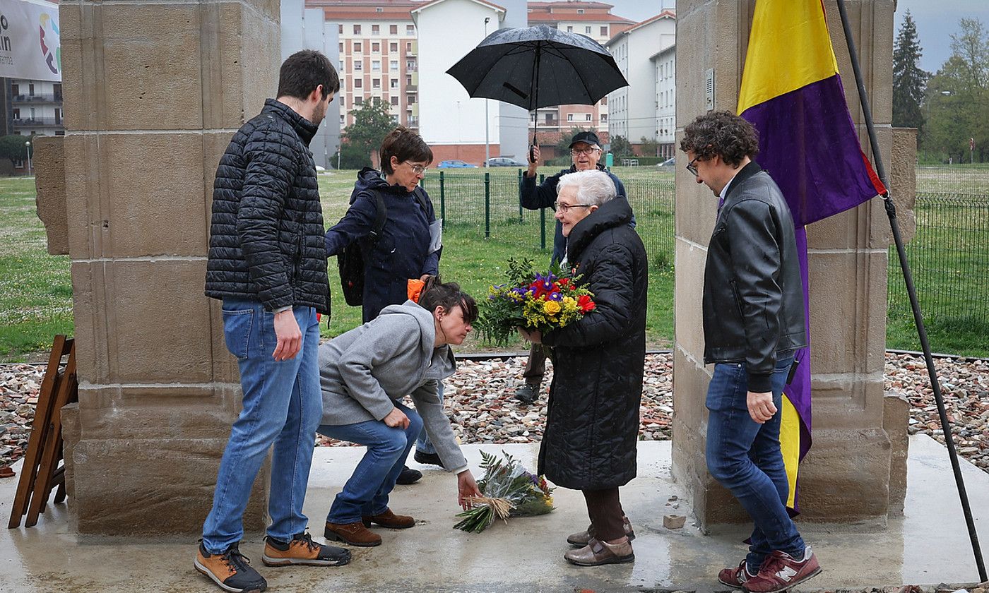 Iruñeko kartzela zaharrean egindako ekitaldia. VILLAR LOPEZ / EFE.