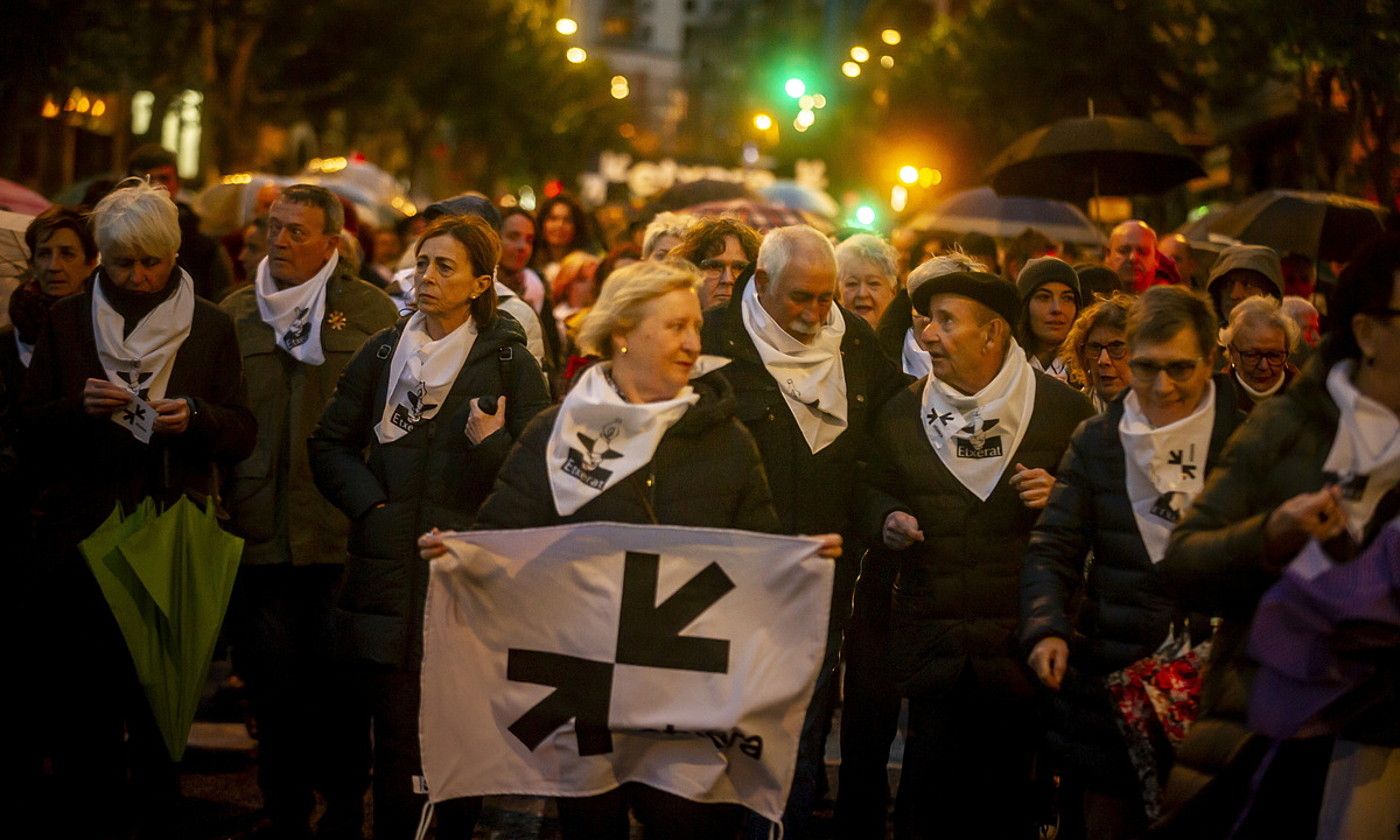 Sare Herritarrak antolatutako urtarrileko manifestazioa, Bilbon. JAIZKI FONTANEDA / FOKU.