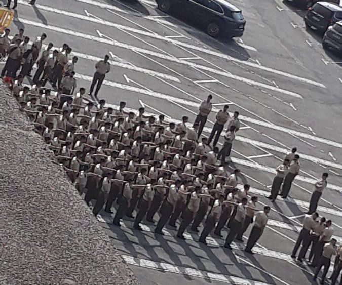 Militarrak, gaur, Arantzazun. BERRIA