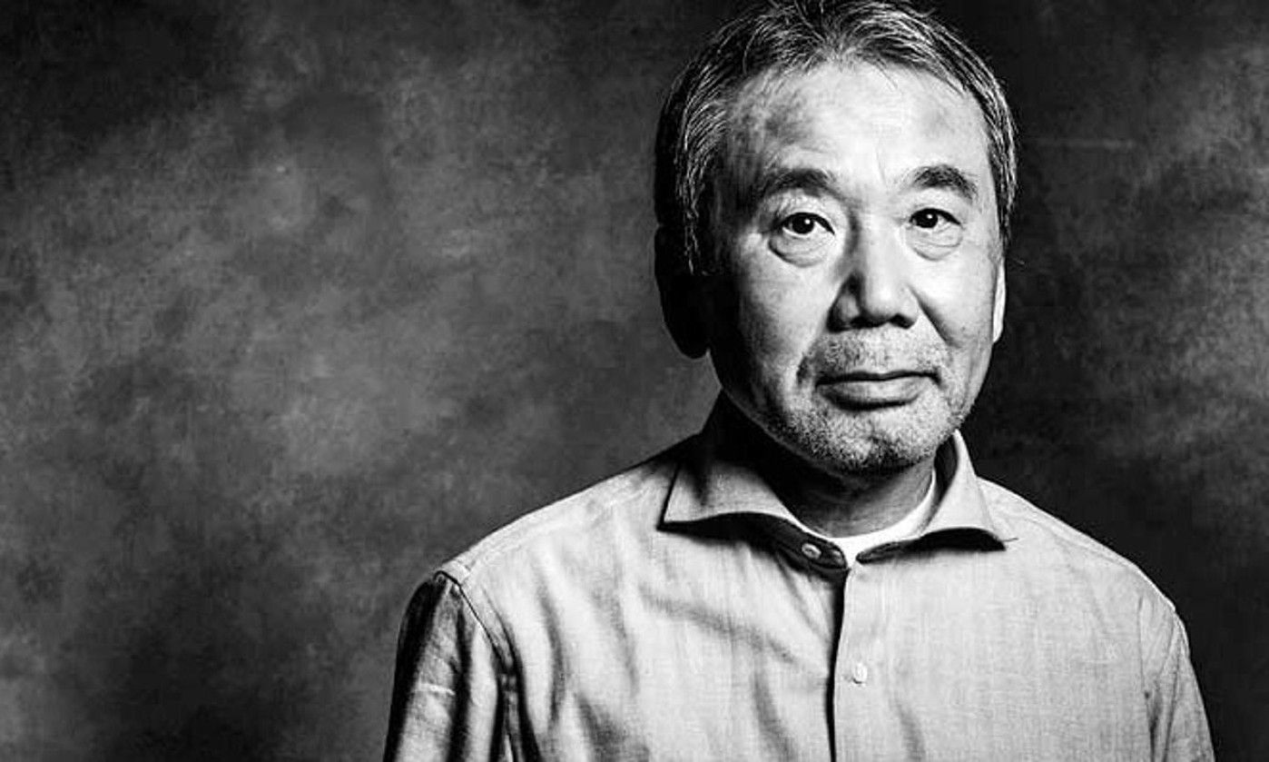 1949. urtean jaio zen Haruki Murakami, Kioton; Japonian gehien saldua den idazlea da egun. BERRIA.