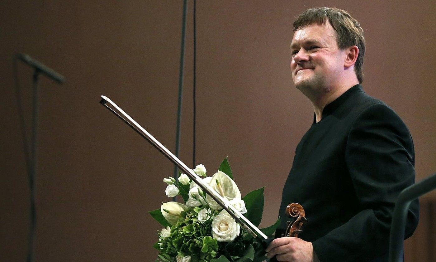 Frank Peter Zimmermann biolin jotzailea, artxiboko irudi batean. R. GHEMENT/ EFE.