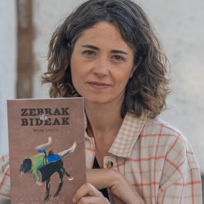 (ID_14850336) (Andoni Canellada/@FOKU) 2025-04-08, Zarautz. Nerea Loiola, idazlea (ID_14850336) (Andoni Canellada/@FOKU) 2025-04-08, Zarautz. Nerea Loiola, idazlea