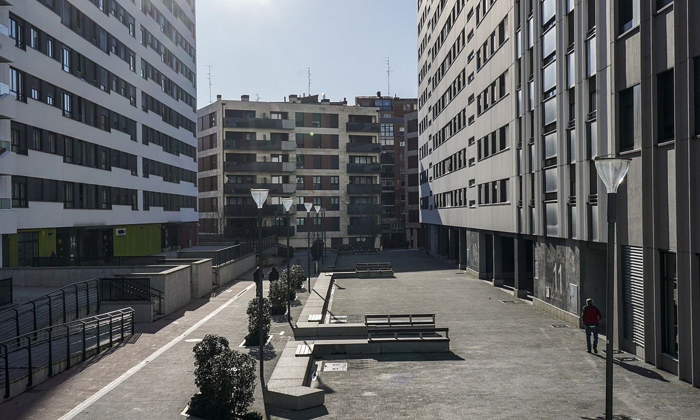 Bilboko Intermodal plazako etxebizitza berriak. MARISOL RAMIREZ/FOKU. Bilboko Intermodal plazako etxebizitza berriak. MARISOL RAMIREZ/FOKU.