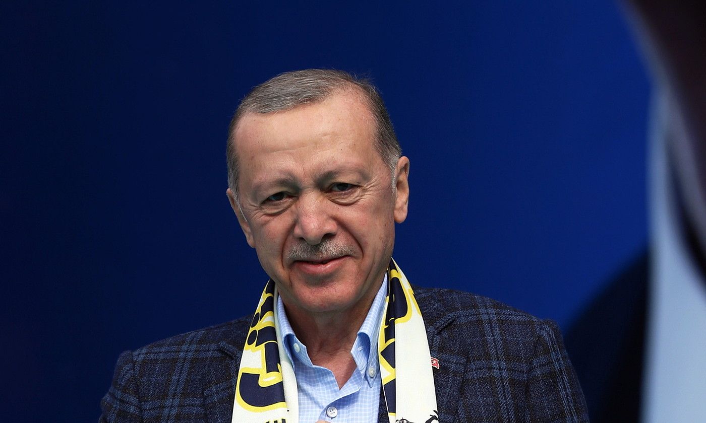 Recep Tayyip Erdogan presidentea kanpainako ekitaldi batean. N. S. / EFE.