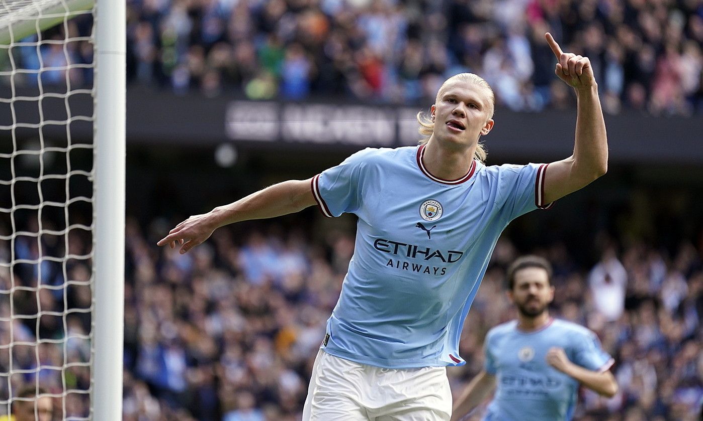 Erling Haaland, denboraldi honetan Ingalaterrako Premier Leaguean sartutako 35 goletako bat ospatzen. TIM KEETON / EFE. Erling Haaland, denboraldi honetan Ingalaterrako Premier Leaguean sartutako 35 goletako bat ospatzen. TIM KEETON / EFE.
