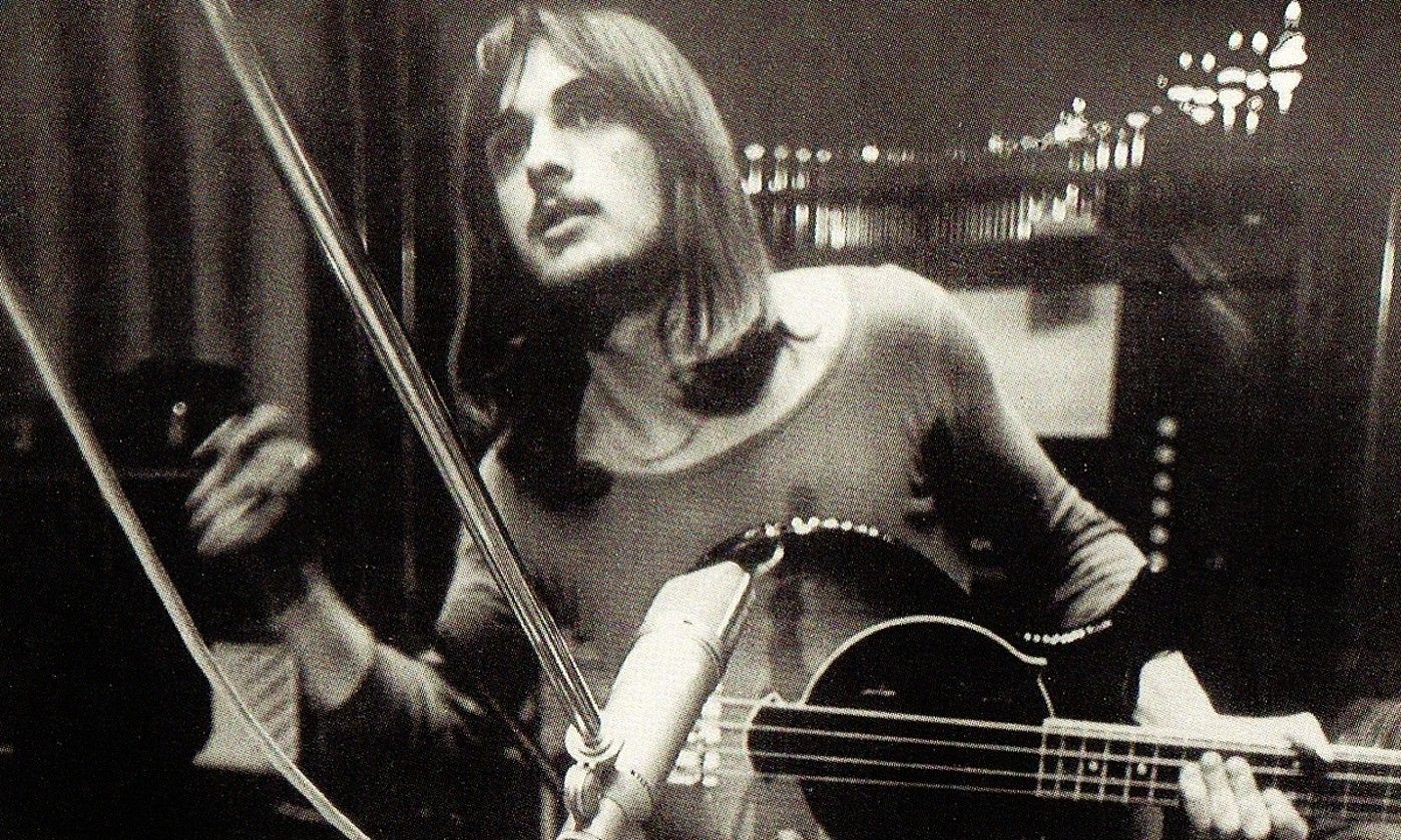 Mike Oldfield, 1973an, Tubular Bells aurkezteko kontzertu batean. BERRIA.