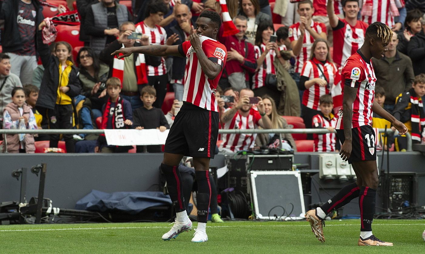 Iñaki Williams, lehen gola ospatzen, atzo, San Mamesen. MONIKA DEL VALLE / FOKU. Iñaki Williams, lehen gola ospatzen, atzo, San Mamesen. MONIKA DEL VALLE / FOKU.