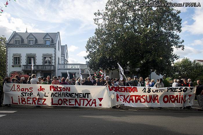 Lorentxa Beyrieren askatasuna galdetzeko protesta bat Kanbon, ekainaren 21ean. GUILLAUME FAUVEAU