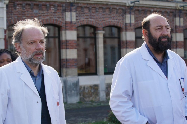 'Le dernier souffle' filmaren fotograma bat. 'Le dernier souffle' filmaren fotograma bat.