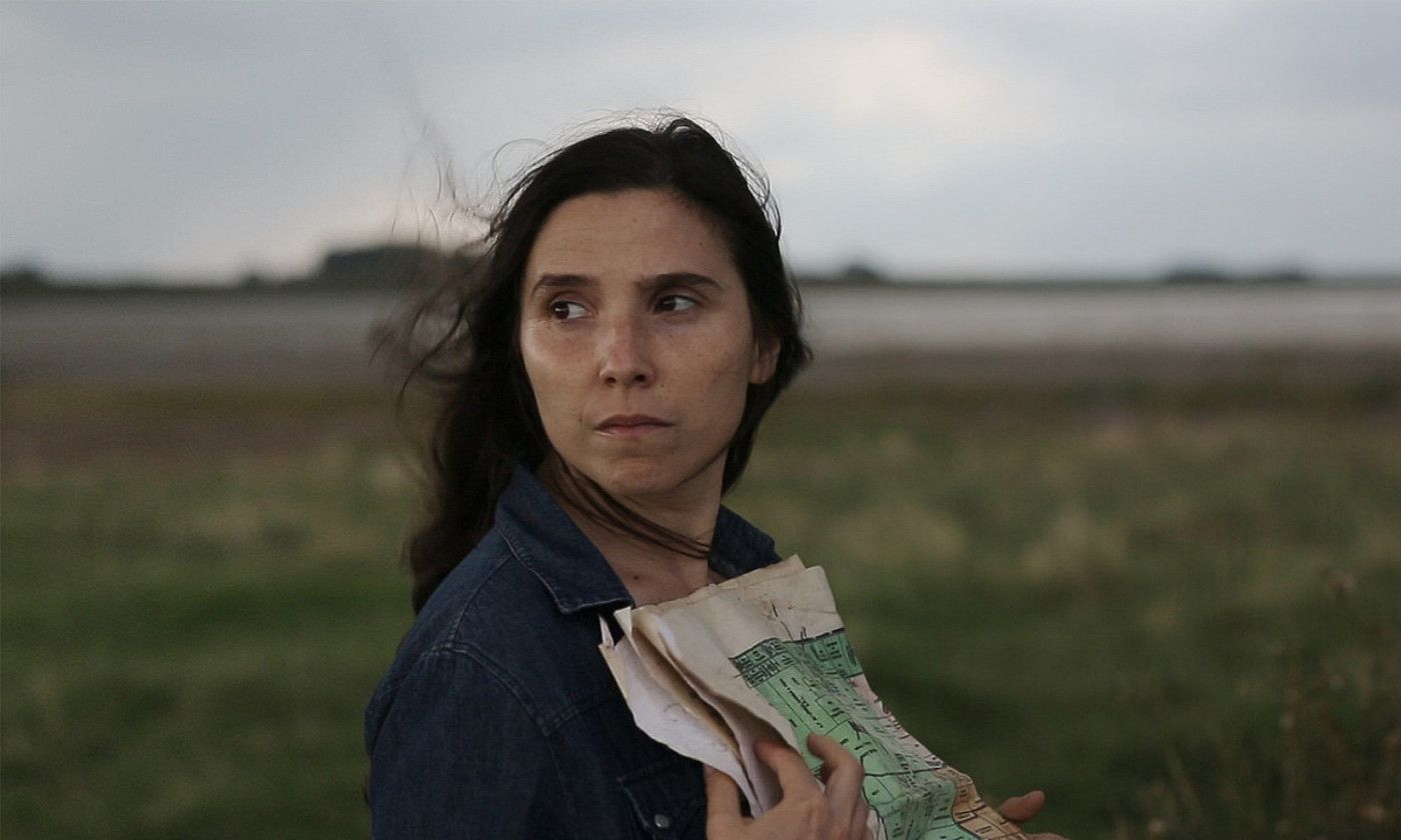 Laura da filmeko protagonista. Misterioa izango da haren inguruan. TRENQUE LAUQUEN. Laura da filmeko protagonista. Misterioa izango da haren inguruan. TRENQUE LAUQUEN.