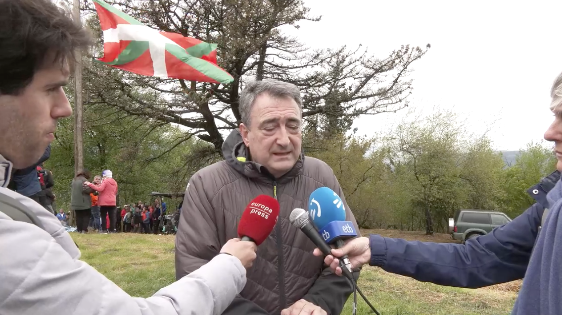 Esteban, gaur goizean, Bizkargi mendian. EAJ