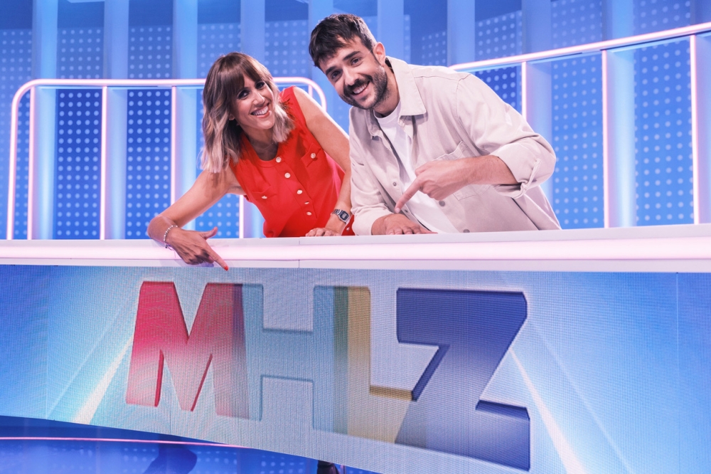 Ilaski Serrano eta Antton Telleria Mihiluzeko aurkezleak Ilaski Serrano eta Antton Telleria Mihiluzeko aurkezleak