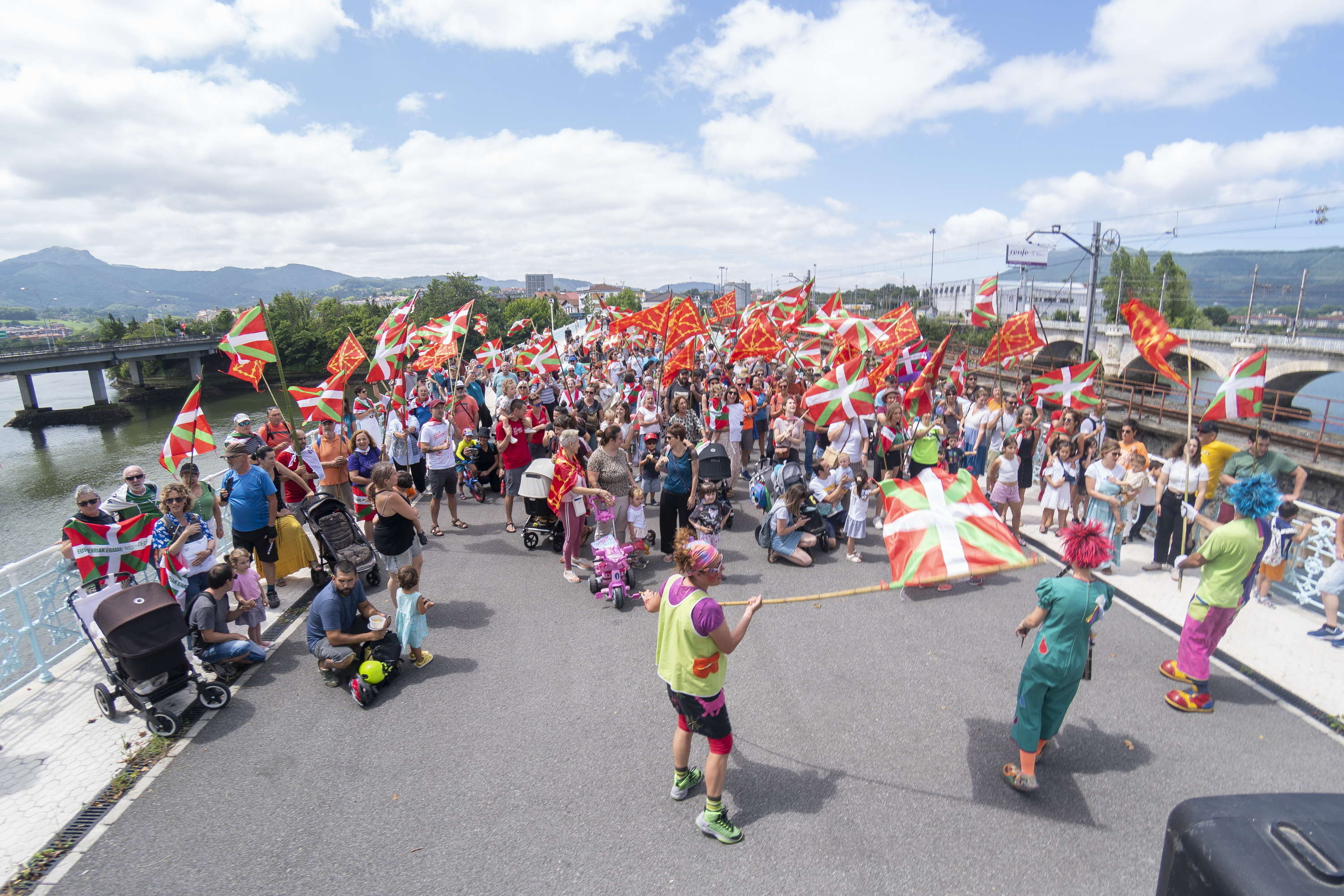 Gure Eskuren mobilizazioan, Irunen. G. R. / FOKU Gure Eskuren mobilizazioan, Irunen. G. R. / FOKU