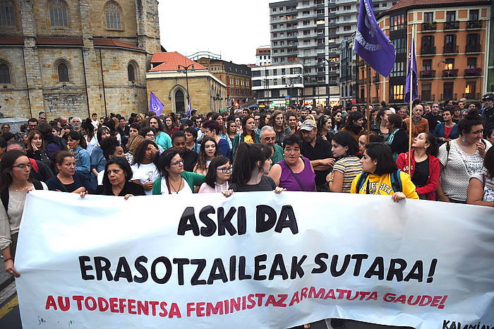 Taldean egindako sexu eraso bat salatzeko protesta, Bilbon. Artxiboko irudia. FOKU