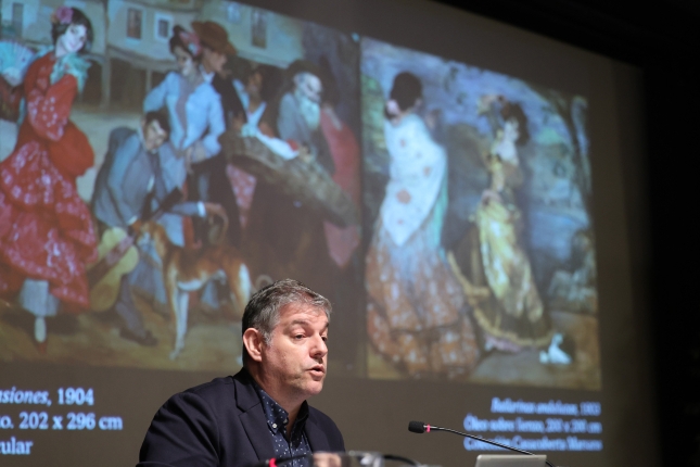 Javier Novo historialaria, atzo, Gernika-Lumon eskainitako hitzaldian. OSKAR MATXIN EDESA / FOKU