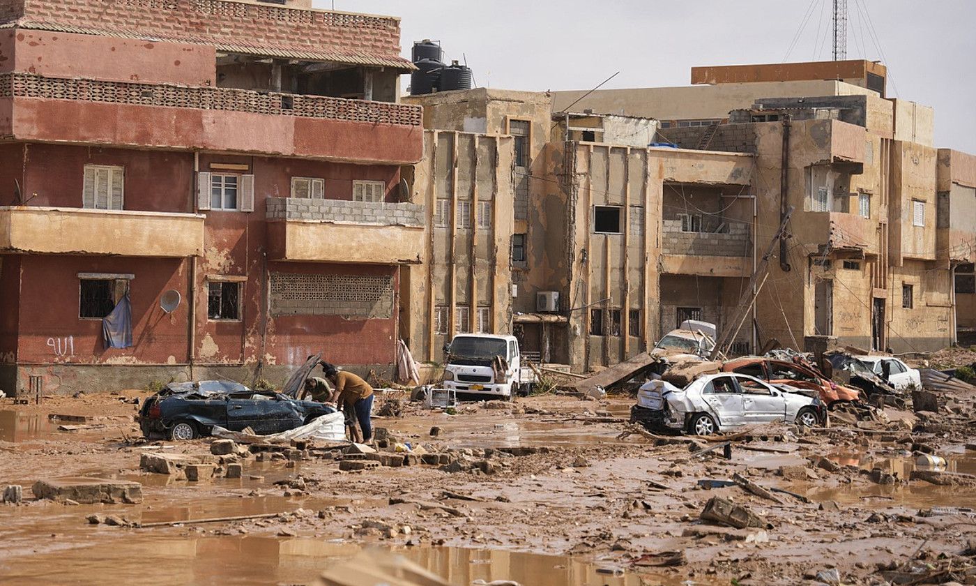 Derna hiria, uholdeen ondoren. #BARRA_ABILDUA#MIDIAGOVLIBYAN.