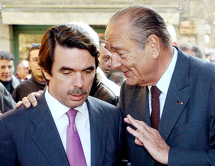 Jose Maria Aznar eta Jacques Chirac, 2003an. CHRISTOPHE ENA, EFE