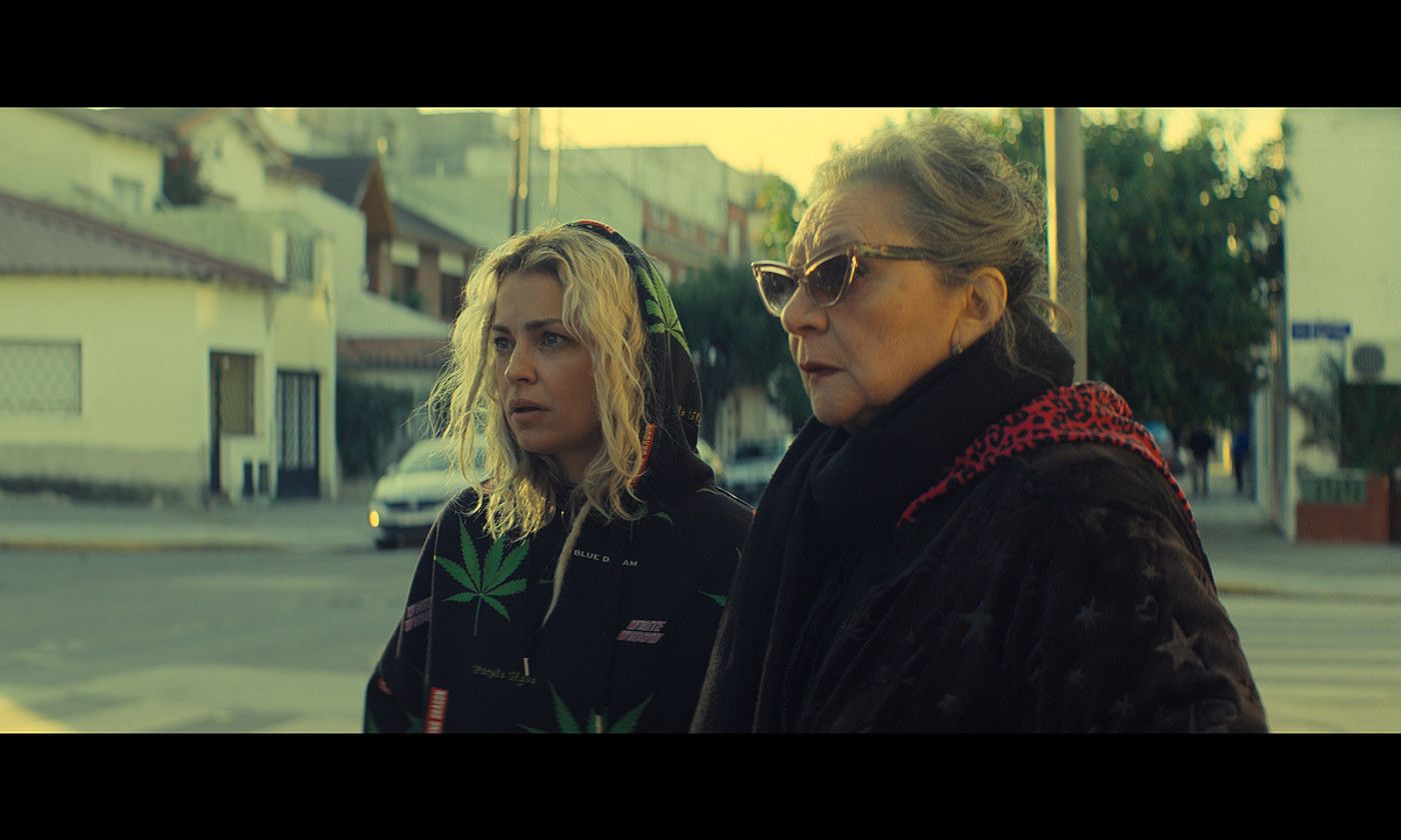 Dolores Fonzi zinegile argentinarraren Blondi filmaren fotograma bat. BERRIA.