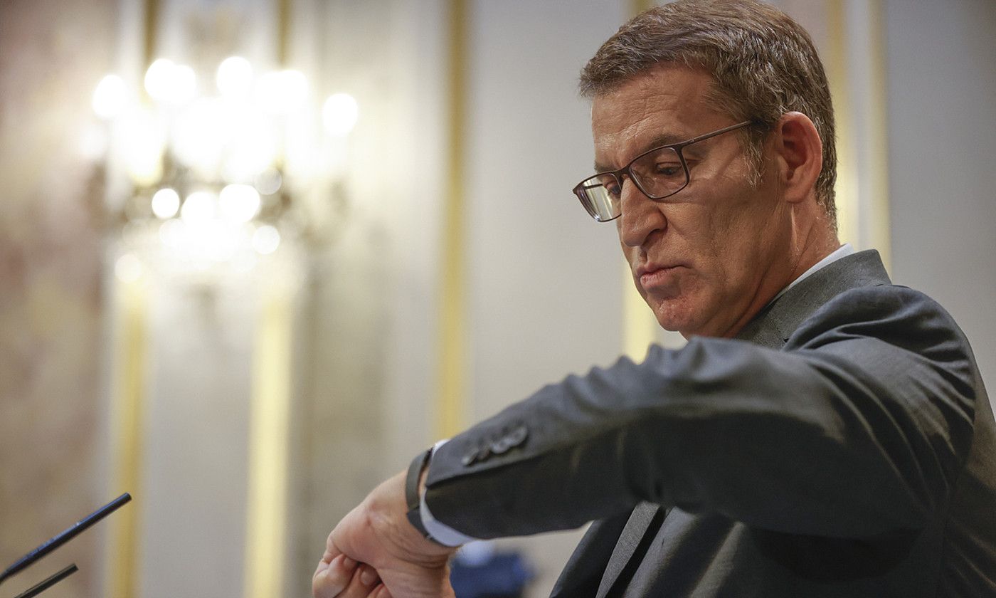 Alberto Nuñez Feijoo PPren presidentegaia Espainiako Kongresuan, joan den astean. JUAN CARLOS HIDALGO / EFE. Alberto Nuñez Feijoo PPren presidentegaia Espainiako Kongresuan, joan den astean. JUAN CARLOS HIDALGO / EFE.