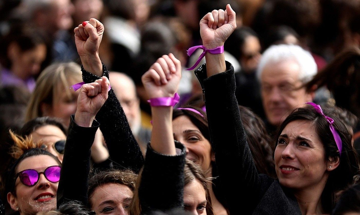 2018ko martxoaren 8ko greba feminista, Donostian. JUAN HERRERO / EFE