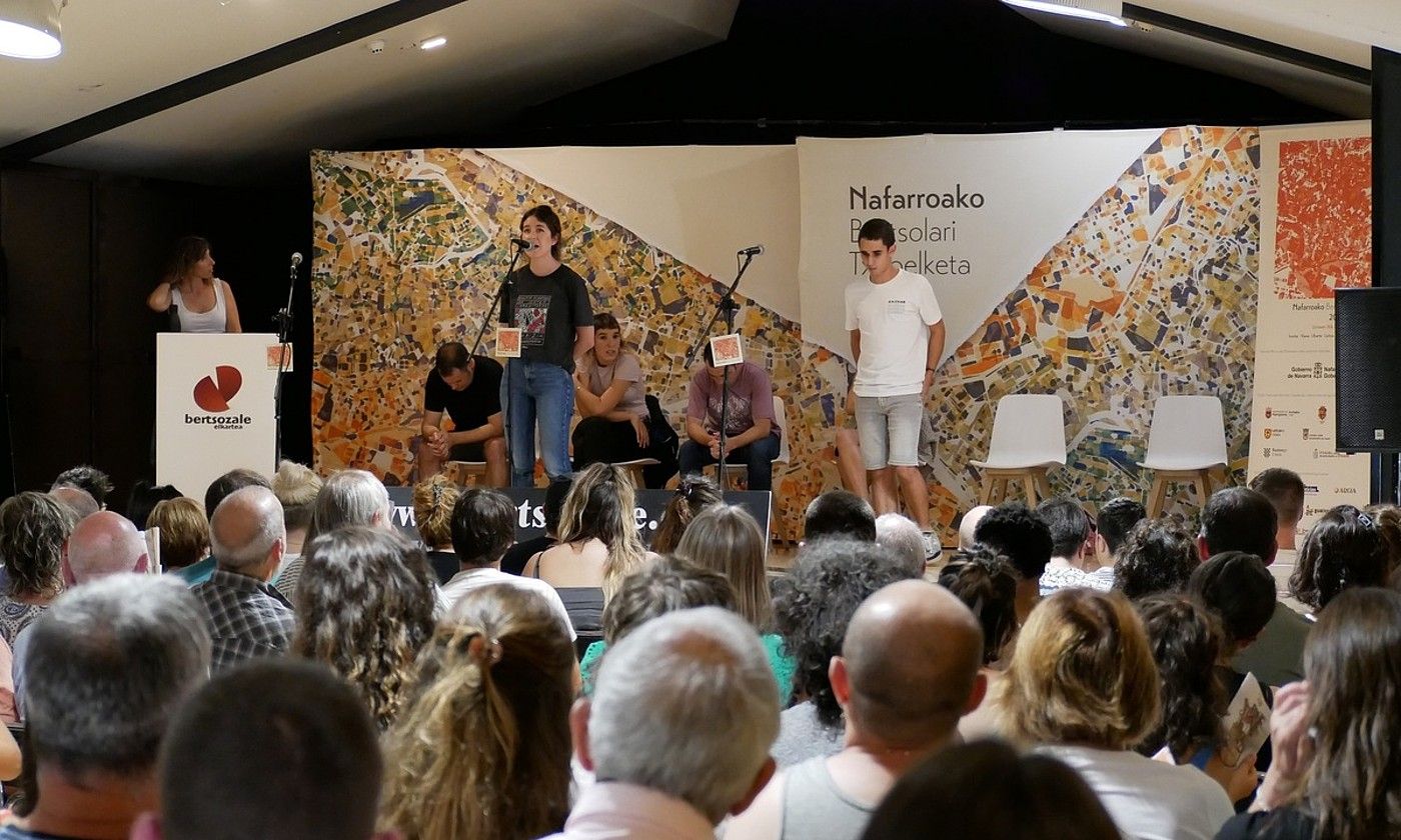 Sarai Robles, aurreko astean Iruritan jokatu zen kanporaketan. BERTSOZALE ELKARTEA. Sarai Robles, aurreko astean Iruritan jokatu zen kanporaketan. BERTSOZALE ELKARTEA.