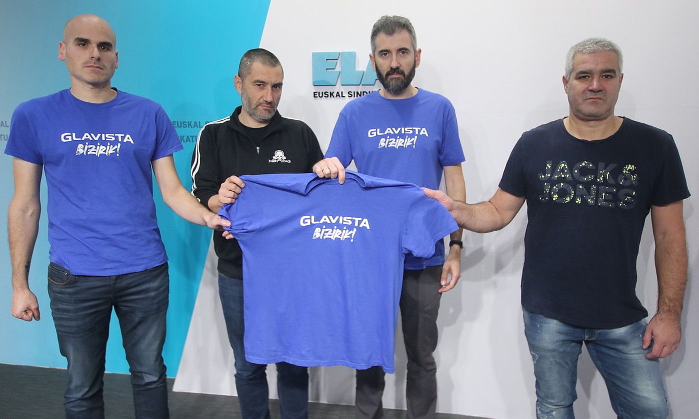 Glavistako ordezkariak, ELAren egoitzan egindako agerraldian. OSKAR MATXIN EDESA / FOKU. Glavistako ordezkariak, ELAren egoitzan egindako agerraldian. OSKAR MATXIN EDESA / FOKU.