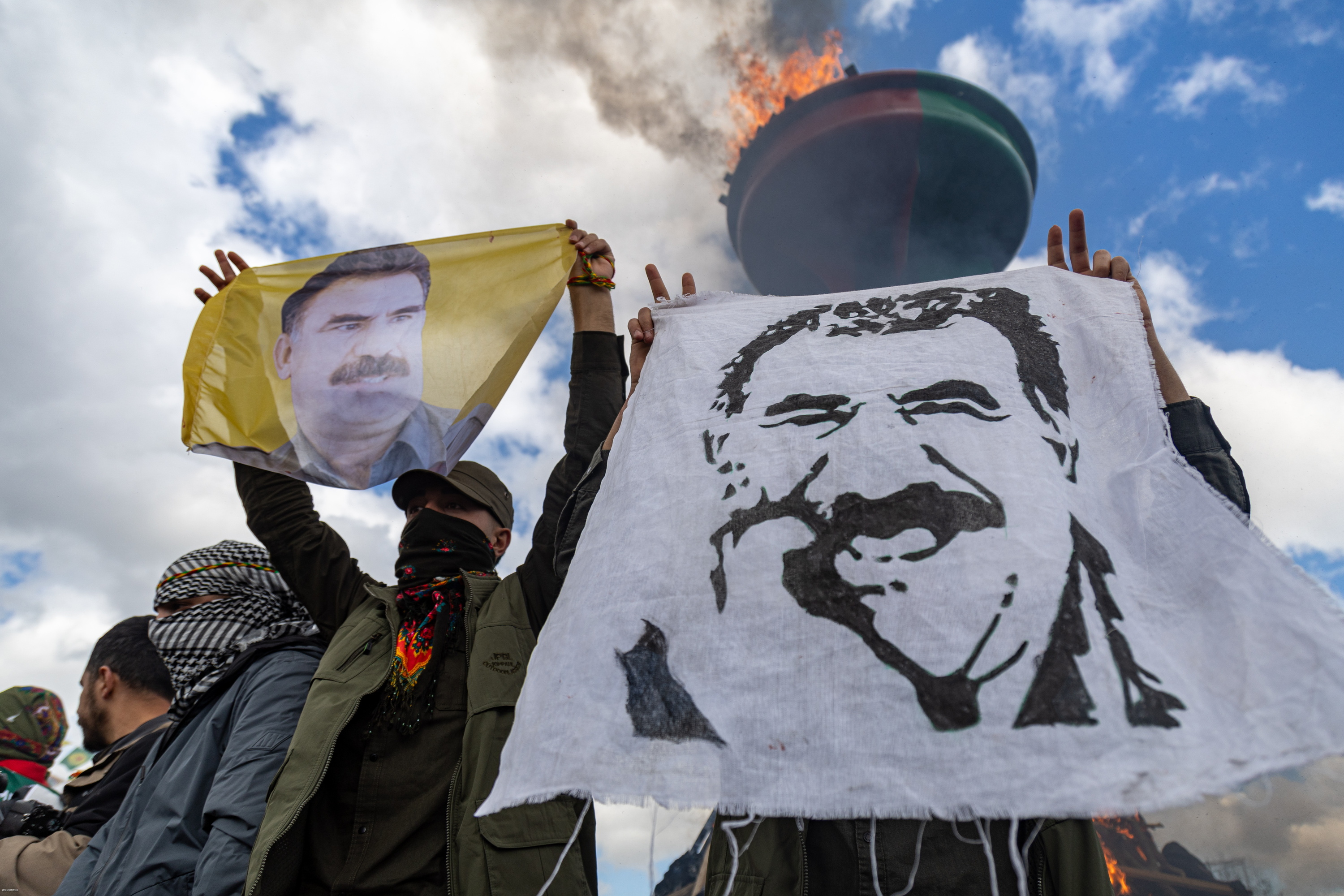 PKK-ko lider Abdullah Ocalanen jarraitzaileak martxoan, Diyarbakirren (Kurdistan). METIN YOKSU / EFE