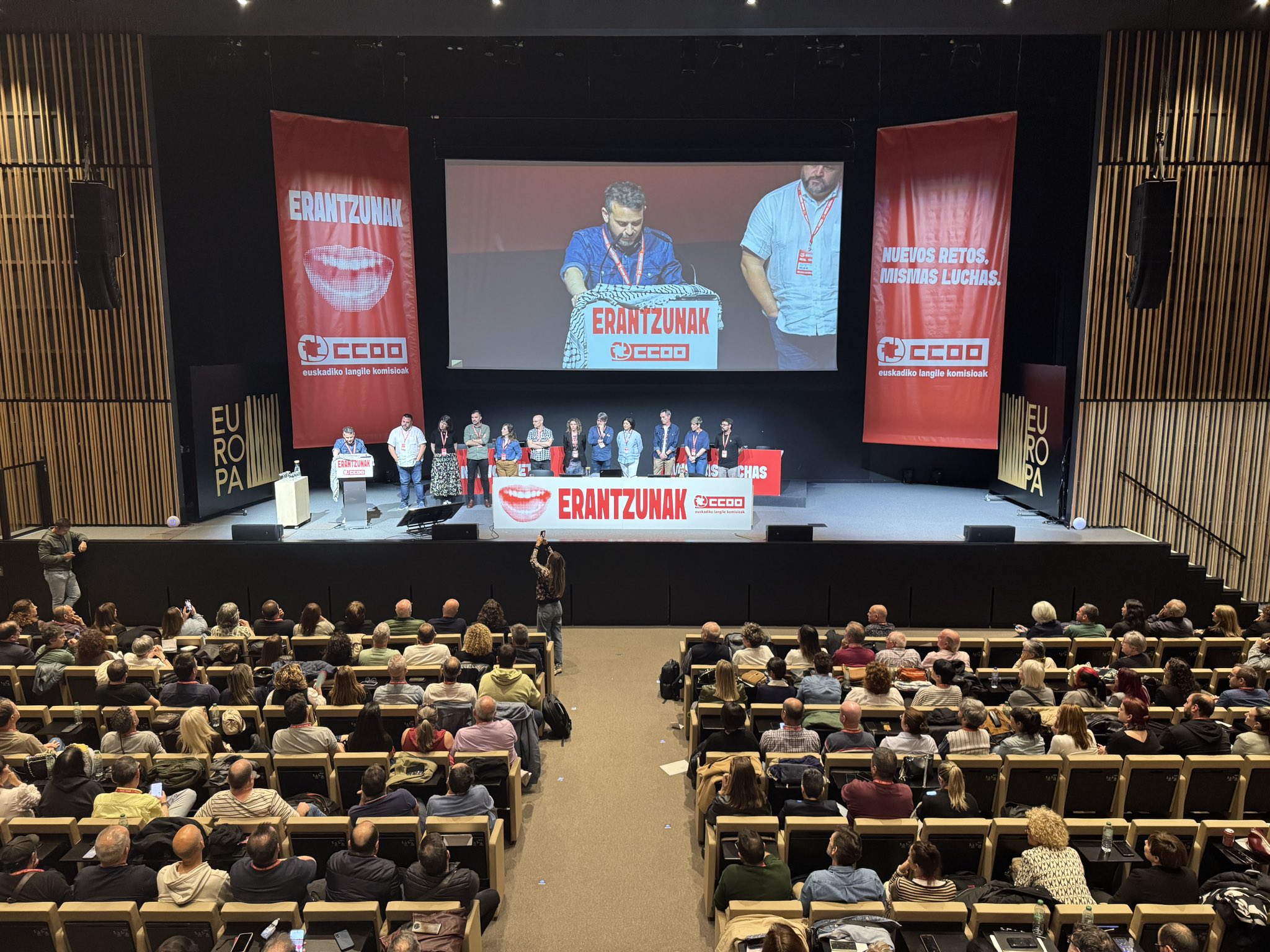 CCOOren batzar nagusiaren amaieran hartu du hitza Santi Martinezek. CCOO