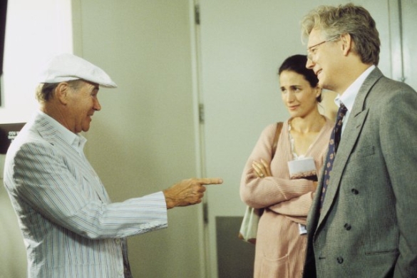 Robert Altmanen 'Short cuts' filmeko irudi bat —Raymond Carverren 'A Small, Good Thing' ipuinean oinarritutako pasartekoa da—. Robert Altmanen 'Short cuts' filmeko irudi bat —Raymond Carverren 'A Small, Good Thing' ipuinean oinarritutako pasartekoa da—.