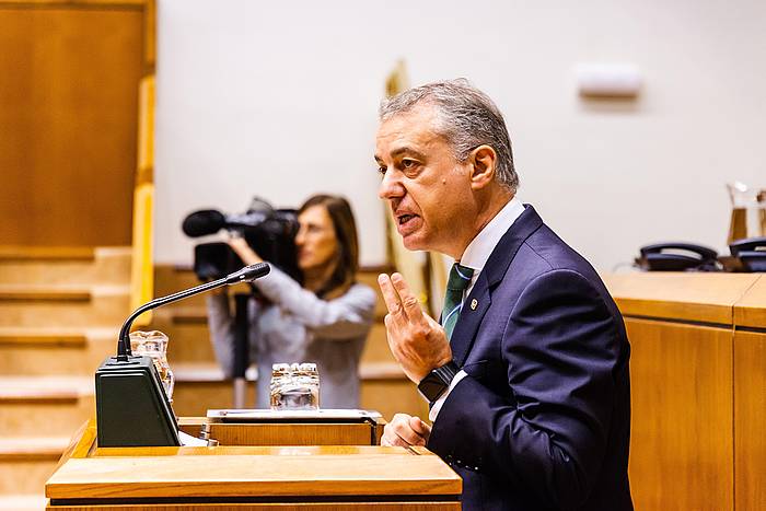 Urkullu gaurko legebiltzarreko saioan. JON RODRIGUEZ BILBAO / EFE