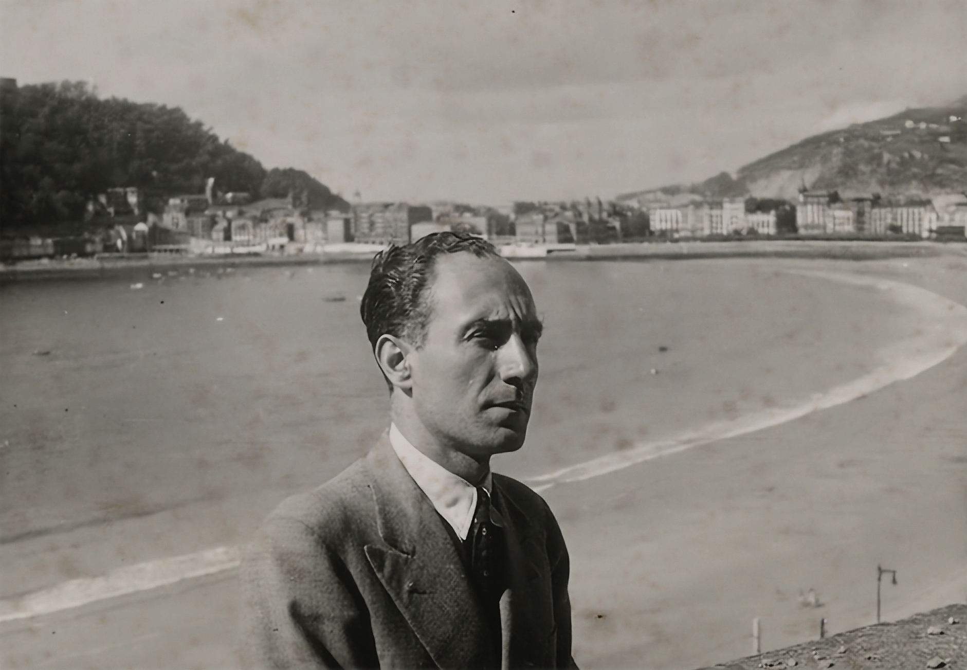 Jose Migel Zumalabe, gaztetan, Donostian. ZUMALABE FAMILIA