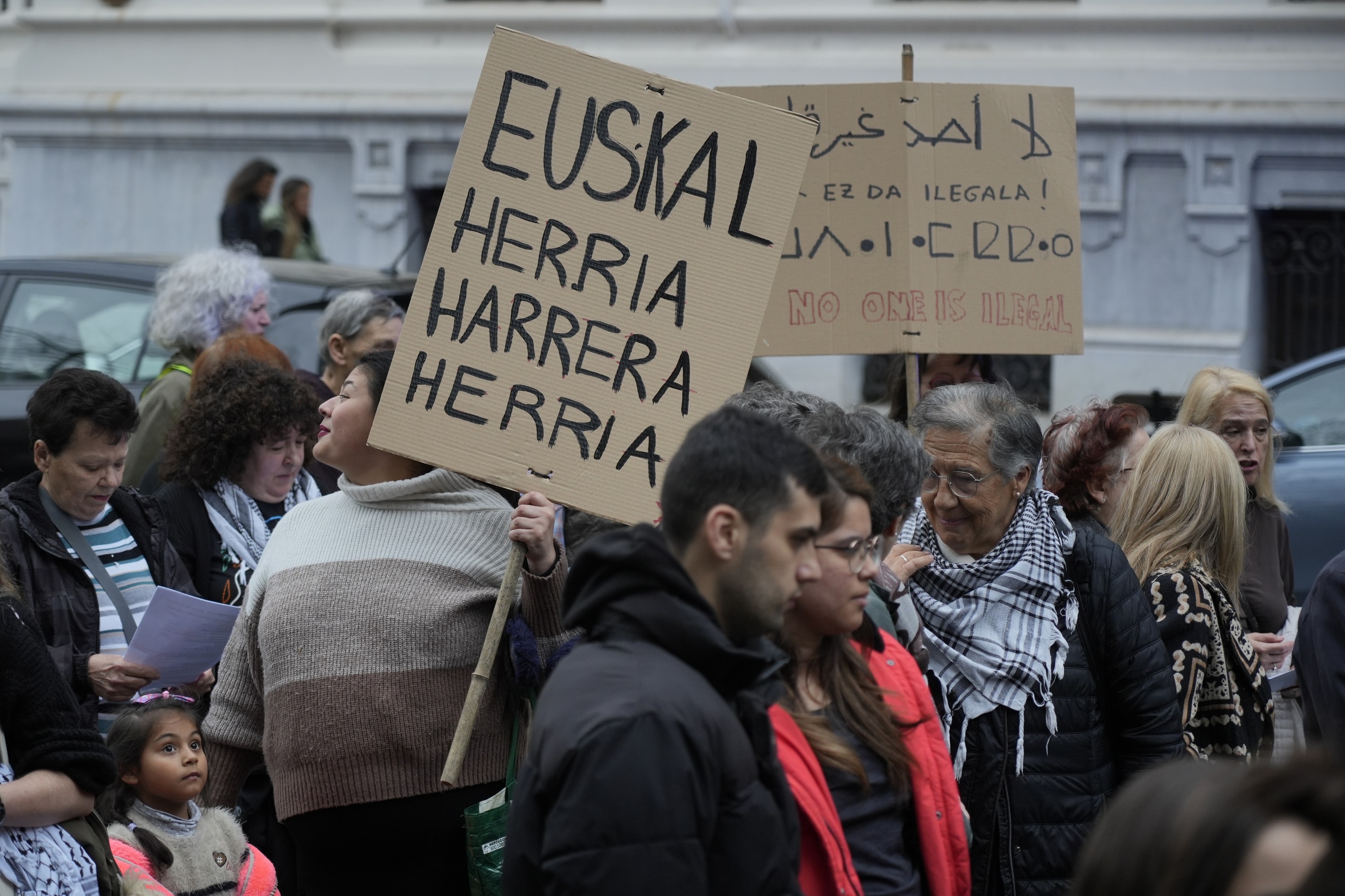 Arrazakeriaren kontrako manifestazio bat, Bilbon. ARITZ LOIOLA / FOKU
