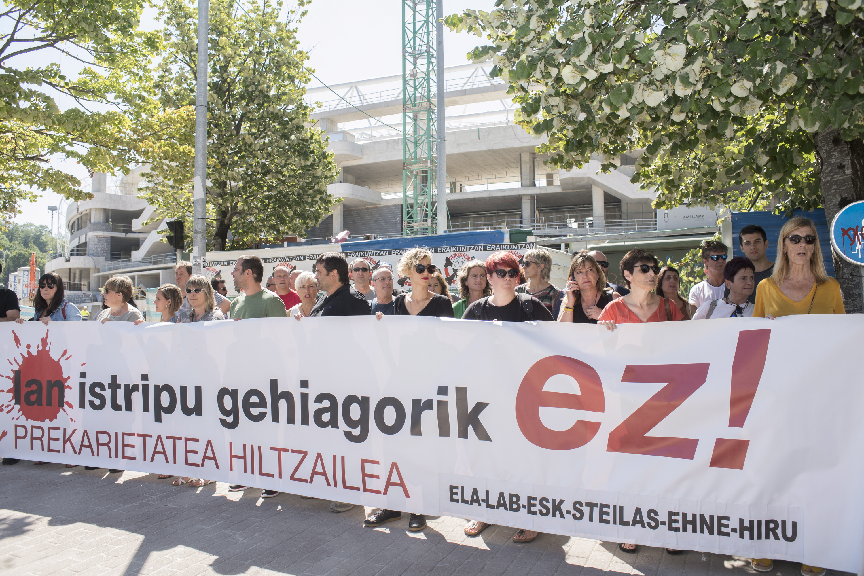 Gehiengo sindikalak deituta egindako lan istripuen kontrako mobilizazioa. JUAN CARLOS RUIZ/ FOKU