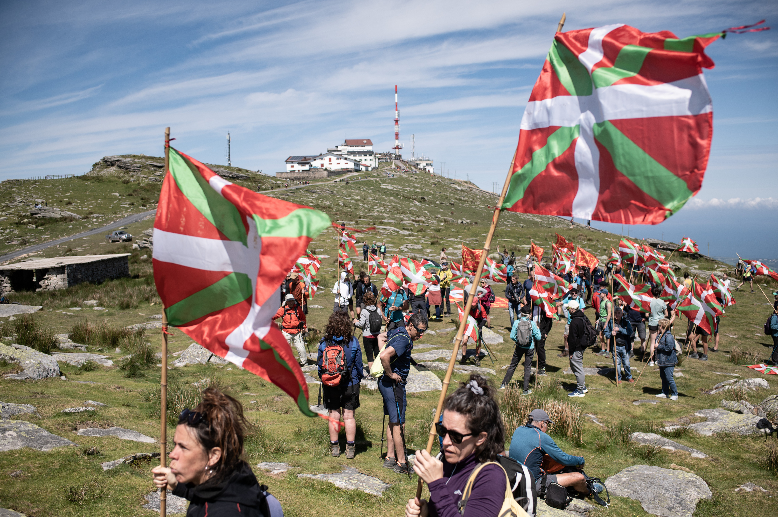 Igandean Larhun mendian burujabetzaren alde egindako ekitaldia. PATXI BELTZAIZ / FOKU