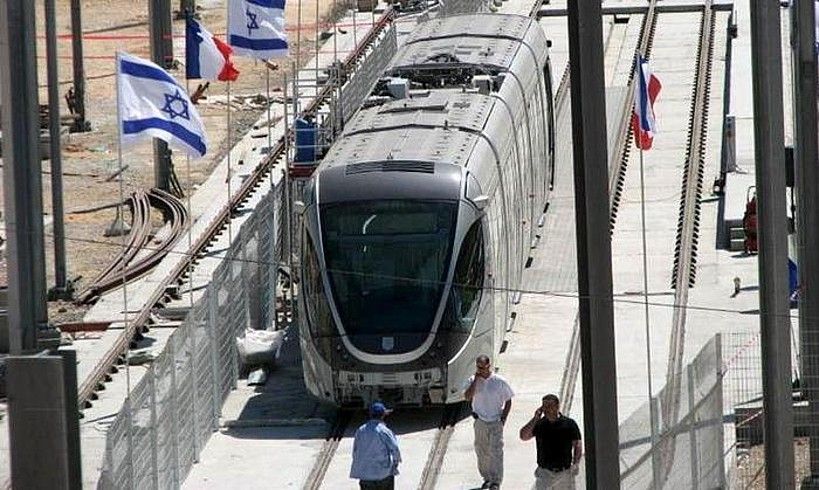 Jerusalemgo tranbiaren lehen linea martxan jartzeko lanak, 2008an. EFE